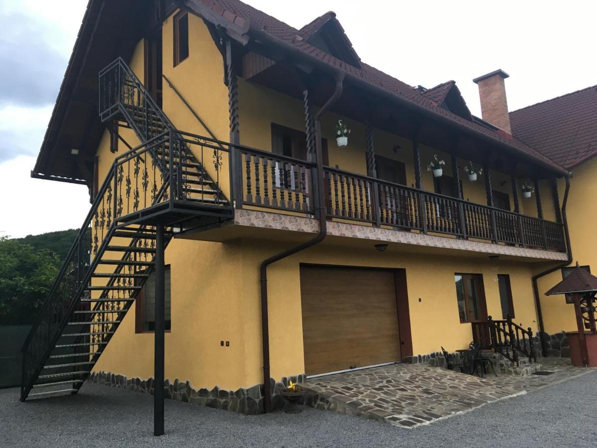 Hotel Casa Bambi Sovata Esterno foto