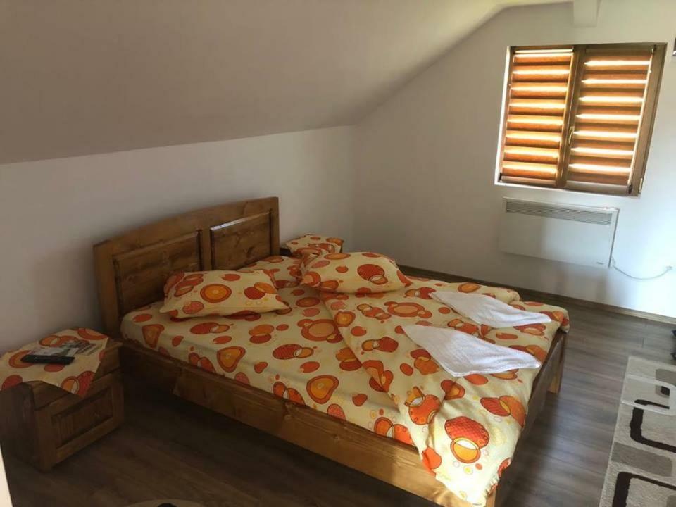 Hotel Casa Bambi Sovata Esterno foto